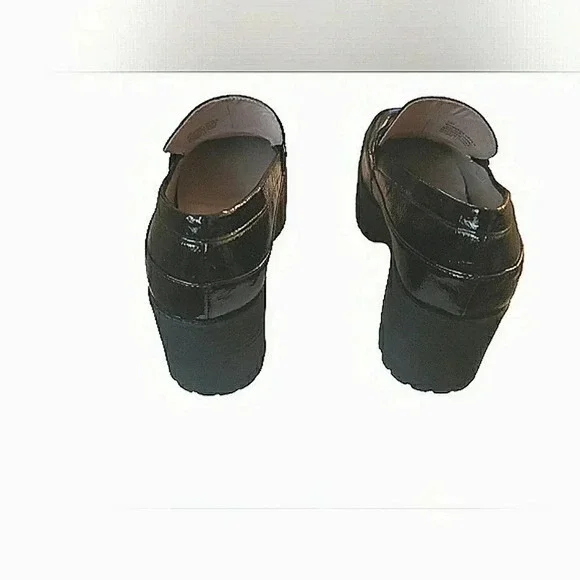 Academia 9 Preppy Black Patent Chunky Platform Lugsole Loafers - Picture 5 of 6